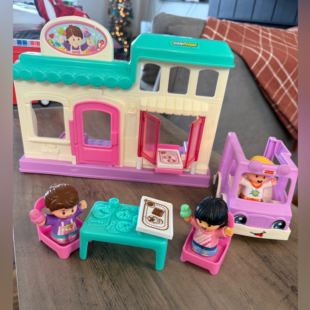 Little People Time for a Treat Ice Cream Shop Playset